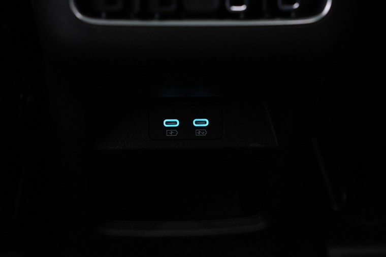 Vehicle Image 42