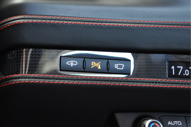 Vehicle Image 40