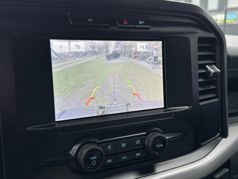 Vehicle Image 19