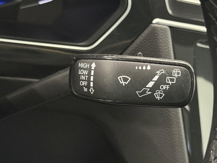 Vehicle Image 40