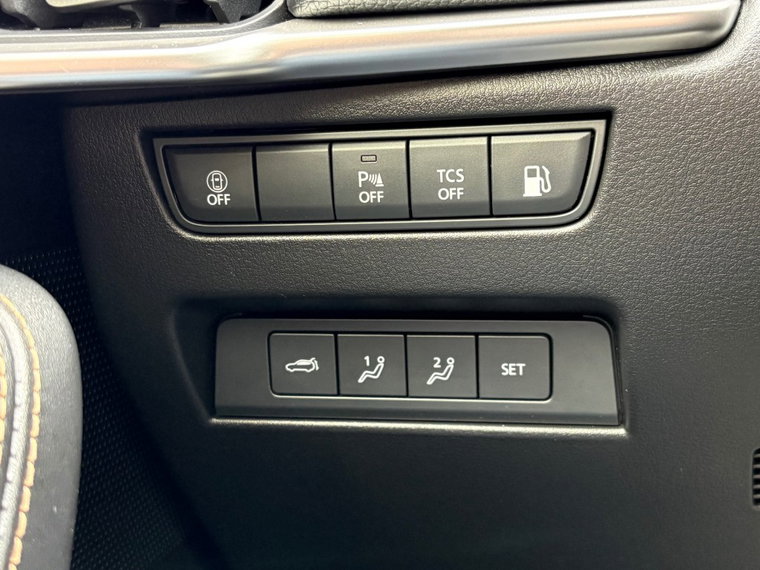 Vehicle Image 26