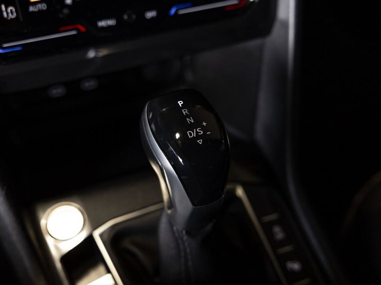 Vehicle Image 45