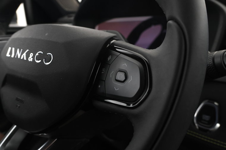 Vehicle Image 37