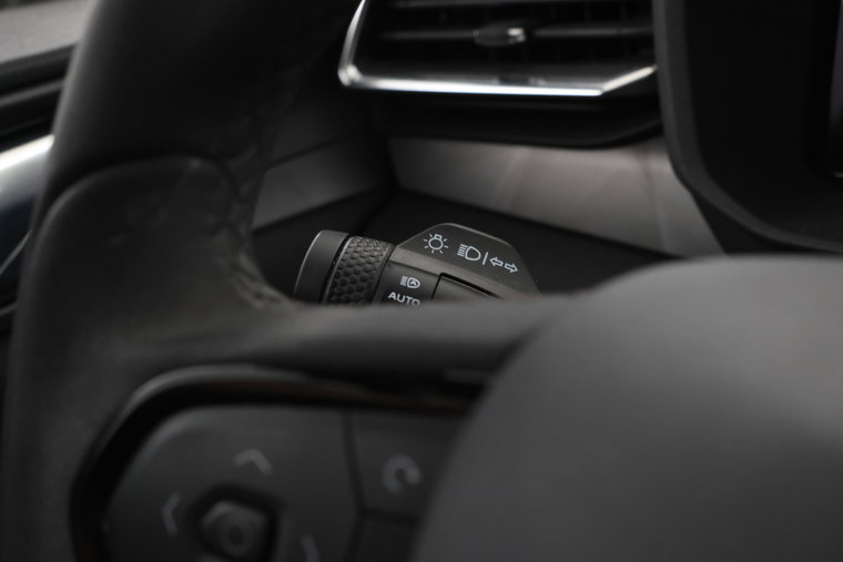 Vehicle Image 39