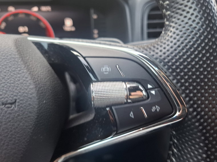 Vehicle Image 27