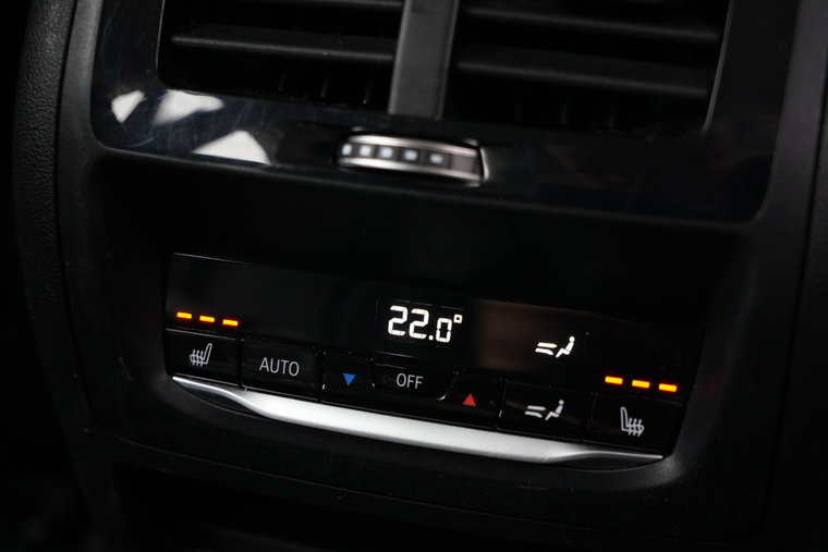 Vehicle Image 27