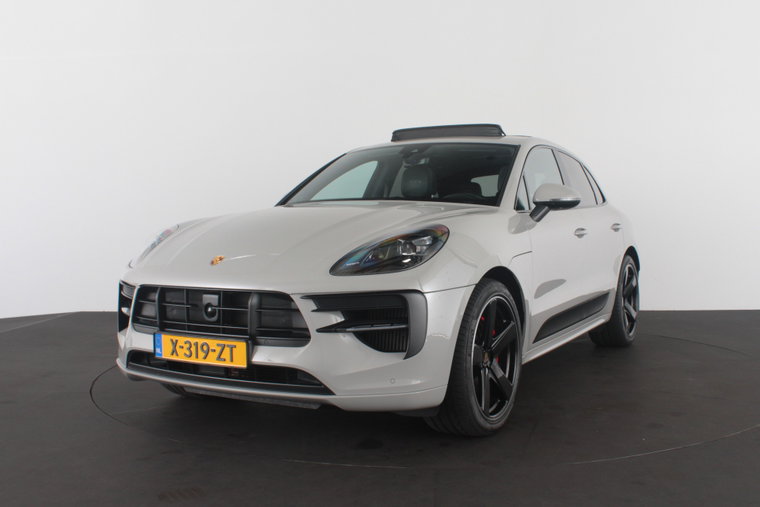Vehicle Image 33