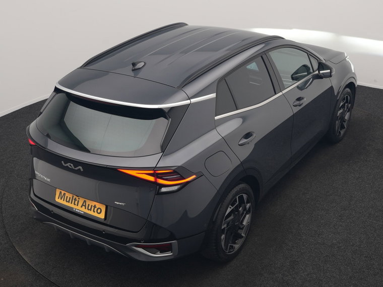 Vehicle Image 32