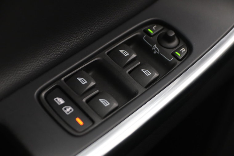 Vehicle Image 40
