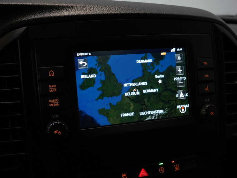 Vehicle Image 24