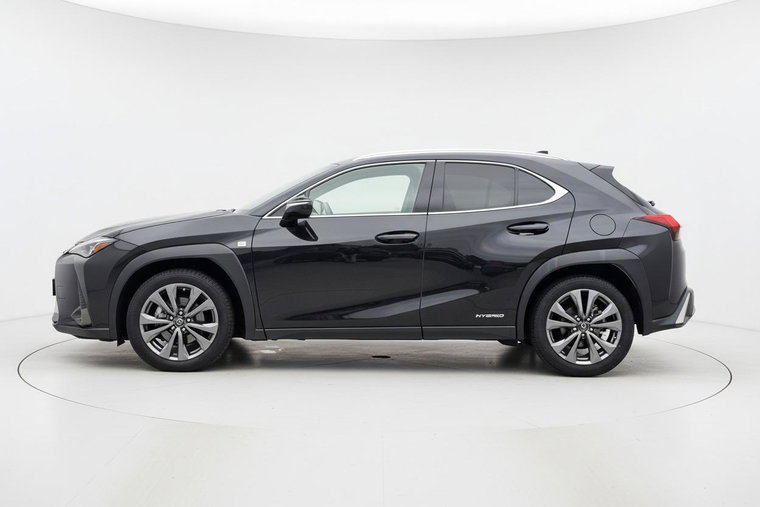 Vehicle Image 4