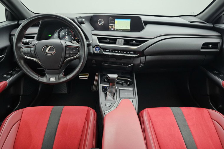 Vehicle Image 9