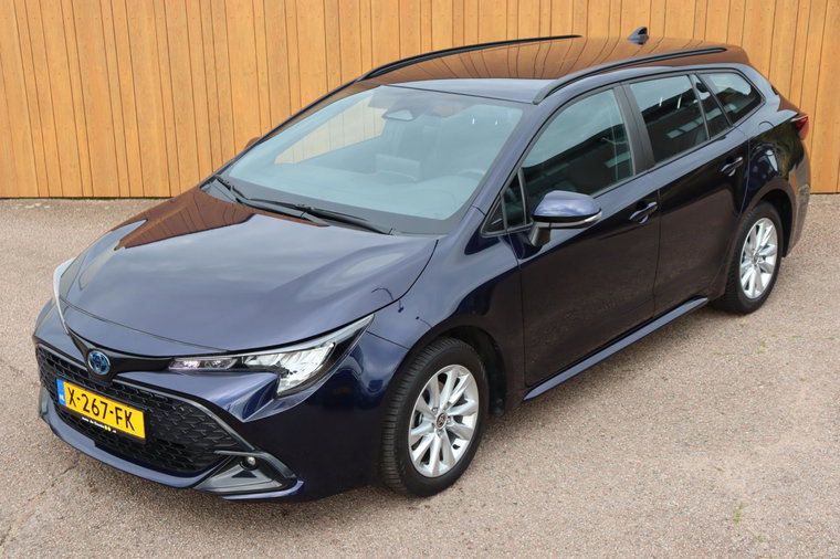 Vehicle Image 6