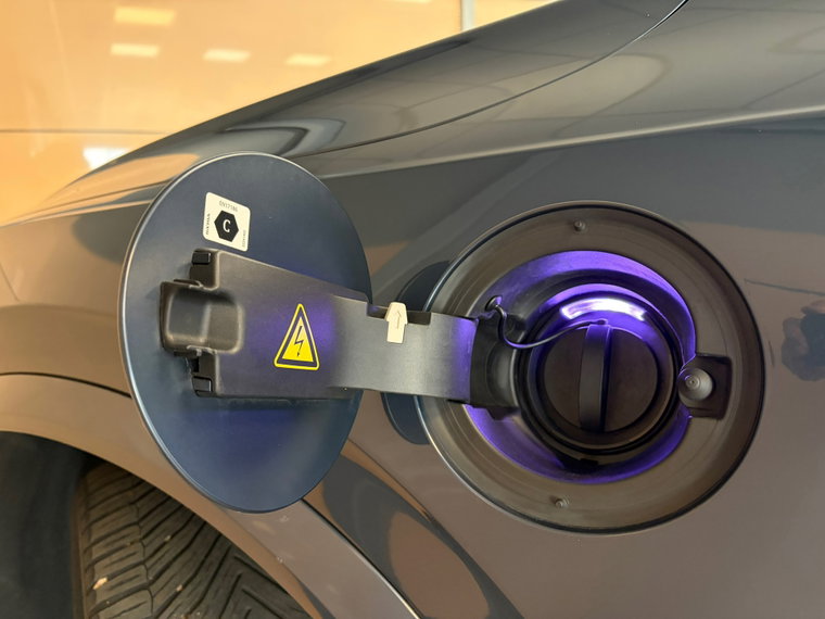 Vehicle Image 20