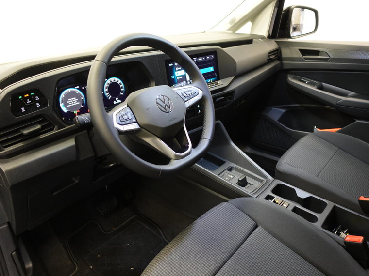 Vehicle Image 38
