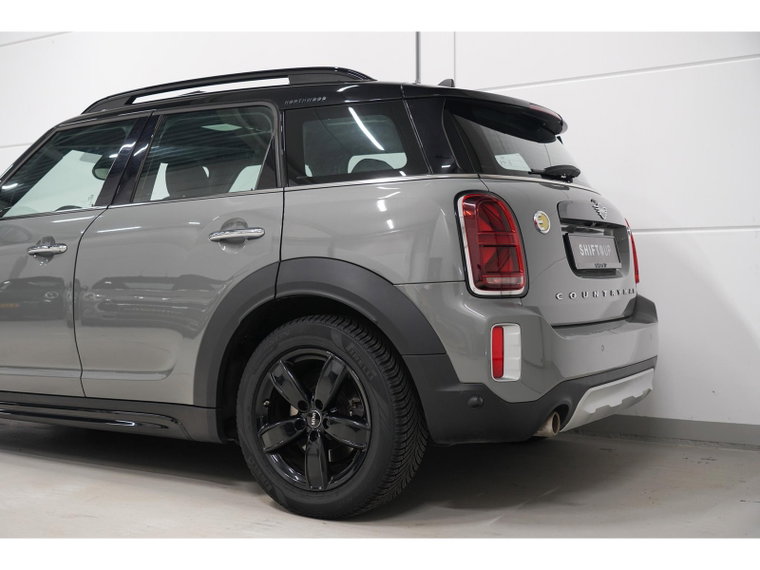 Vehicle Image 40