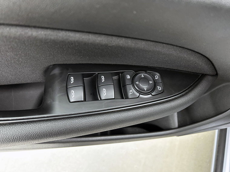 Vehicle Image 33