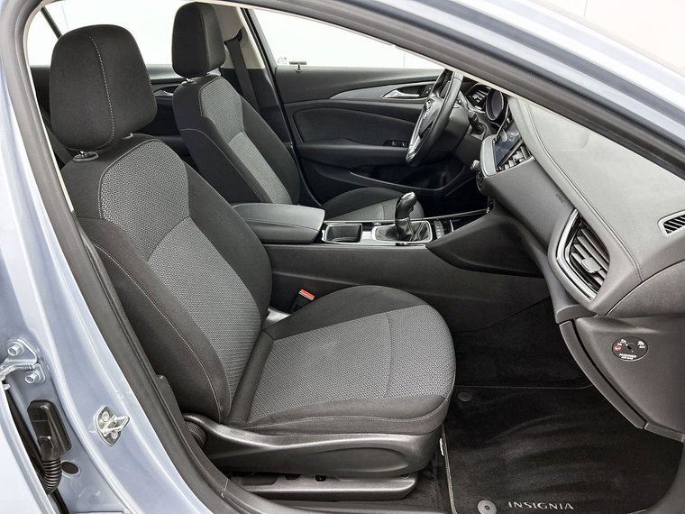 Vehicle Image 38