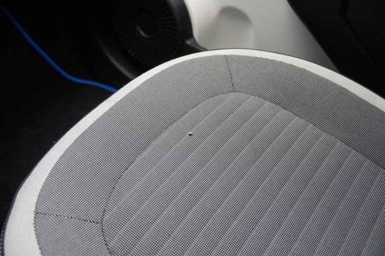 Vehicle Image 27