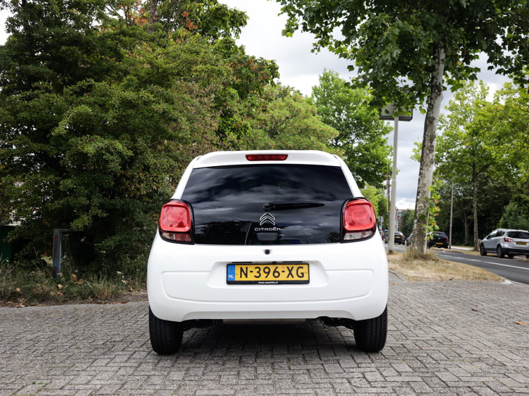 Vehicle Image 33