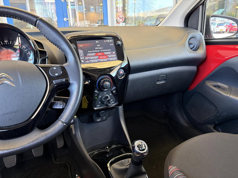 Vehicle Image 19