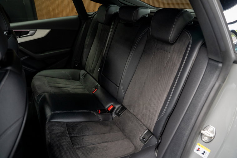 Vehicle Image 31