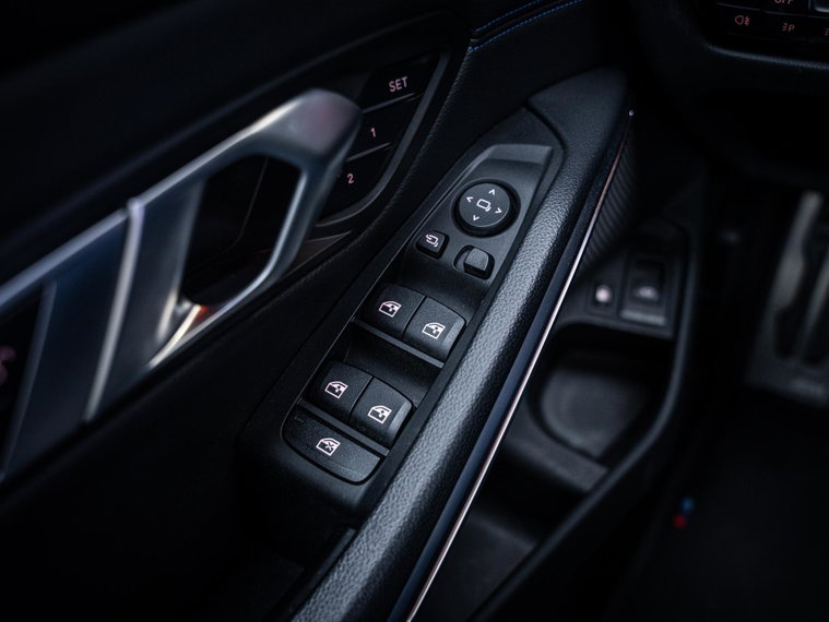 Vehicle Image 39