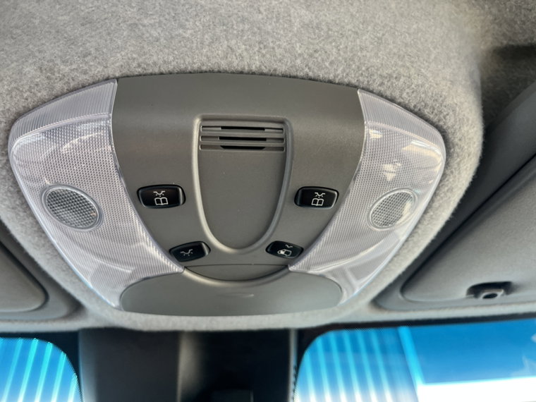 Vehicle Image 40