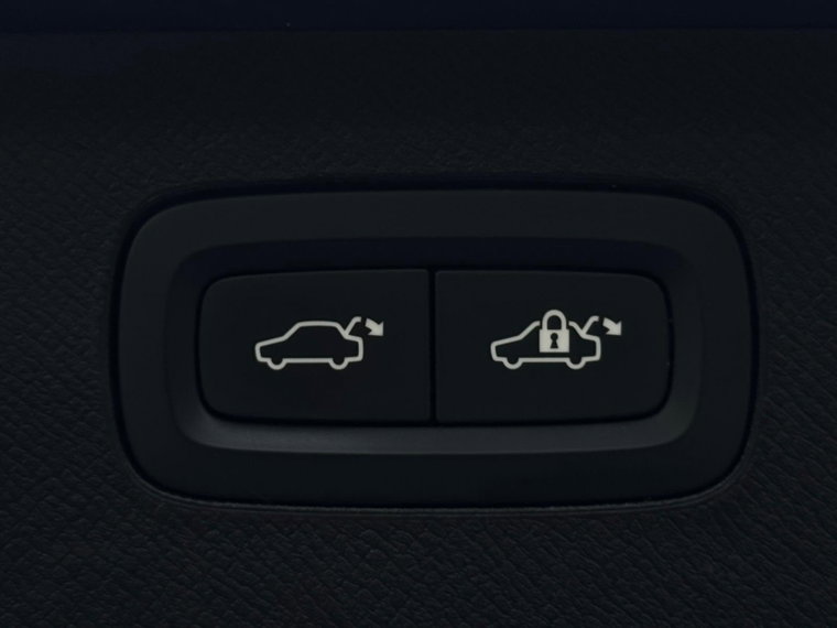 Vehicle Image 29