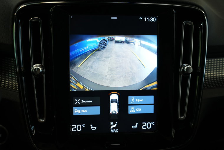 Vehicle Image 19