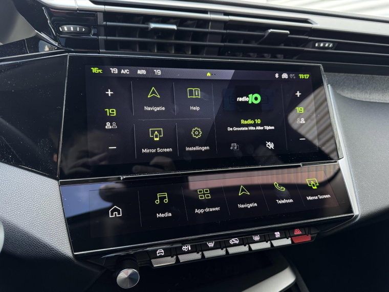 Vehicle Image 40