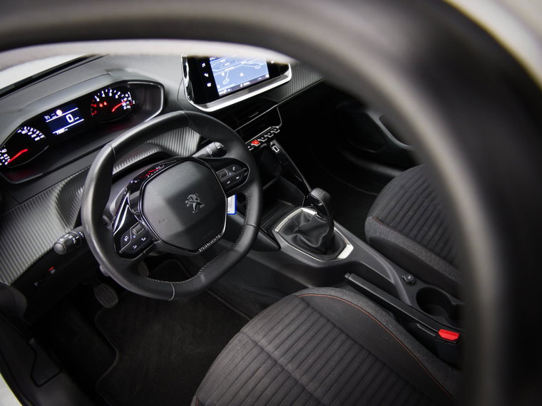 Vehicle Image 36