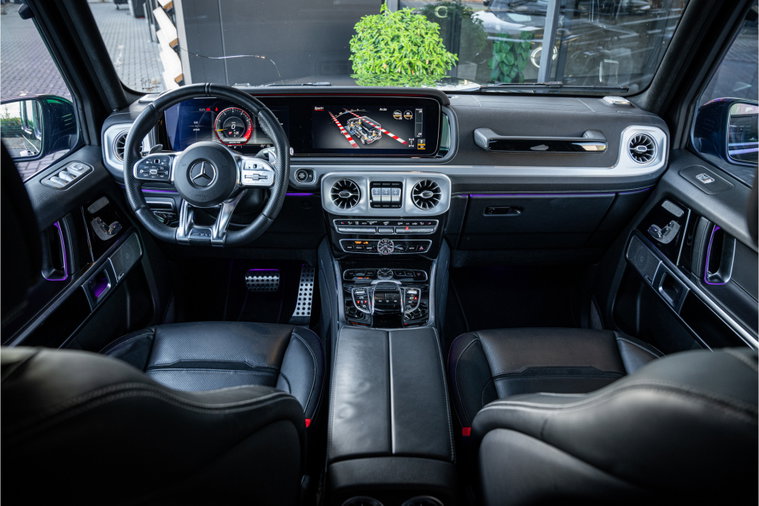 Vehicle Image 9
