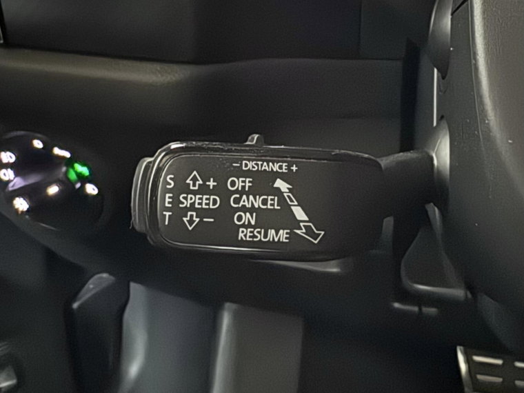 Vehicle Image 38