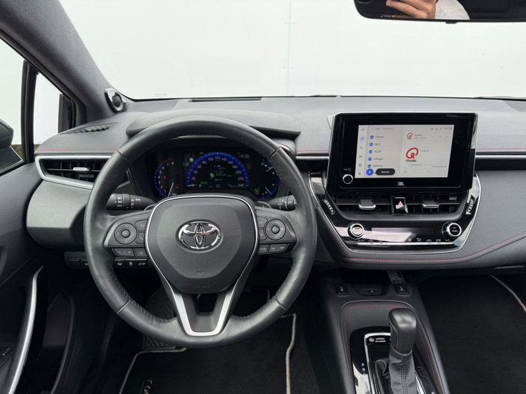 Vehicle Image 12
