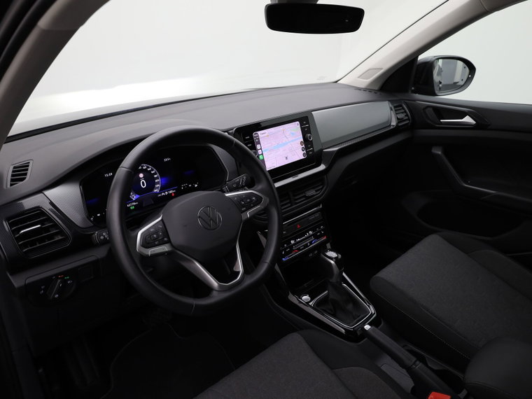 Vehicle Image 38