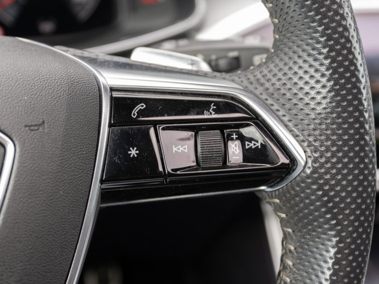 Vehicle Image 36