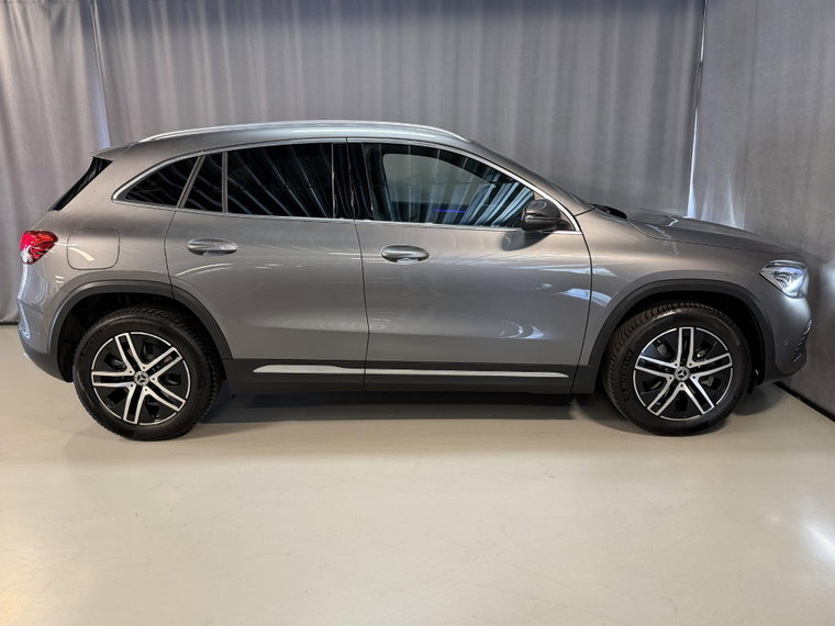 Vehicle Image 38
