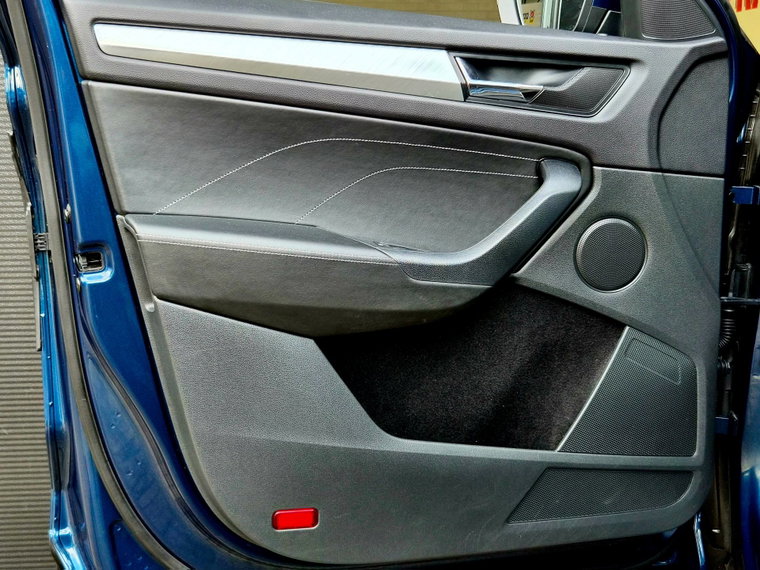 Vehicle Image 39