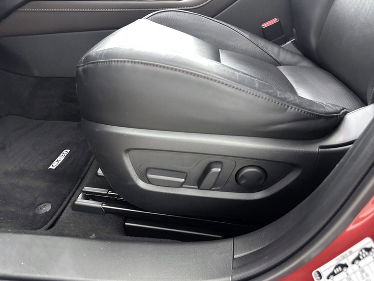 Vehicle Image 26