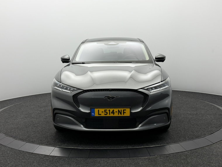 Vehicle Image 28