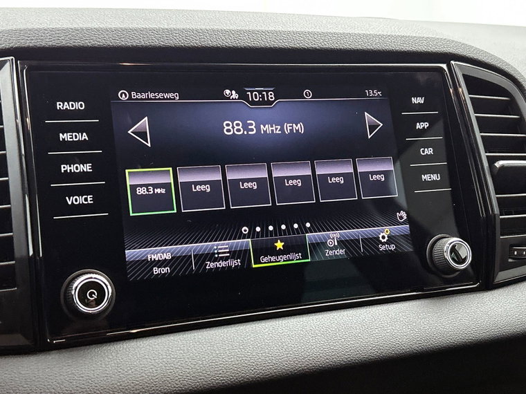 Vehicle Image 22