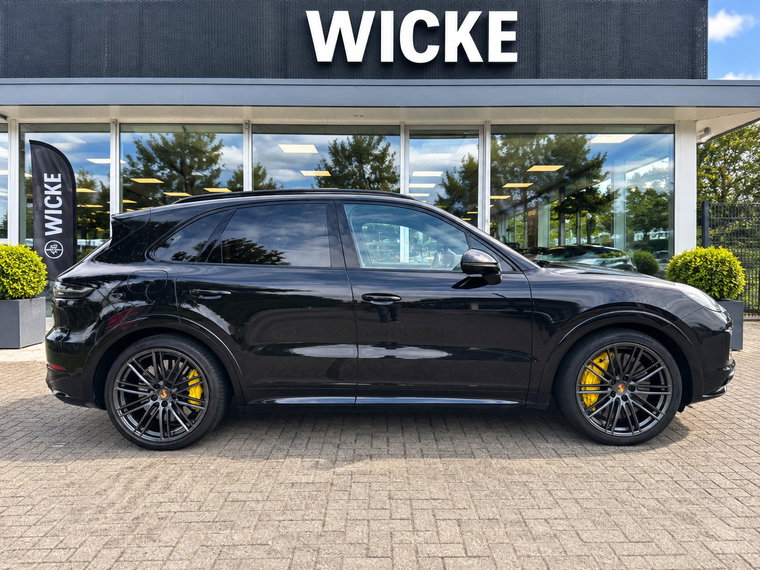Vehicle Image 28