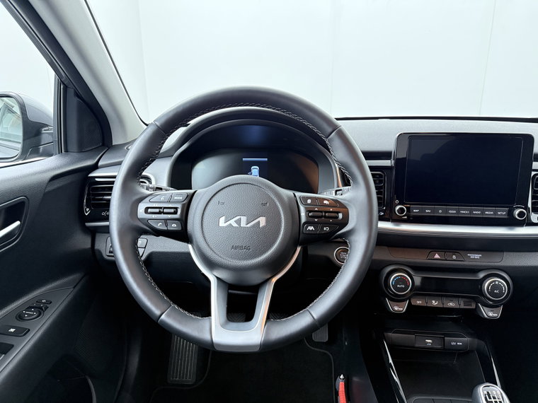 Vehicle Image 37