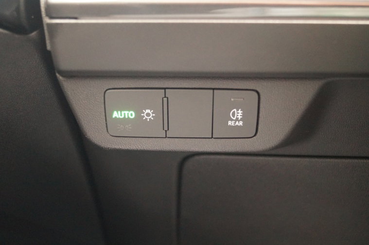 Vehicle Image 27