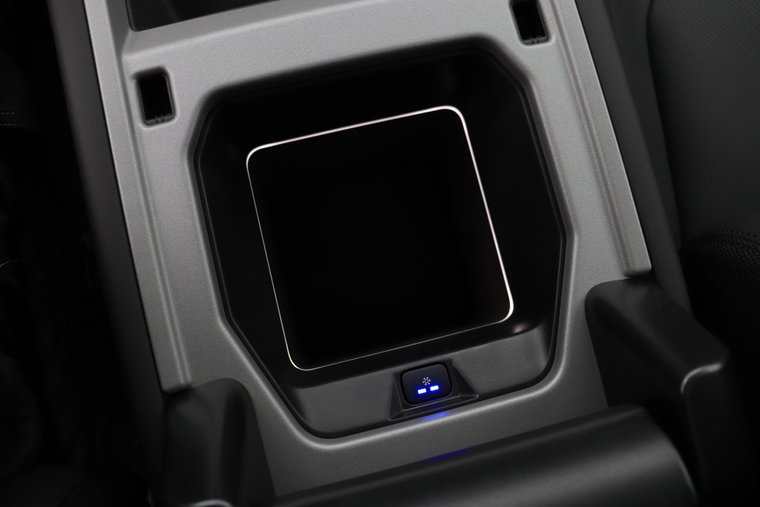 Vehicle Image 15