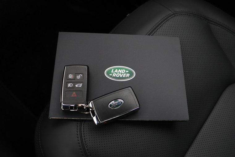 Vehicle Image 19