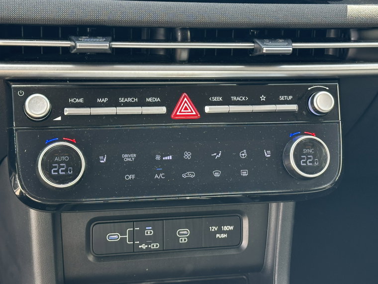 Vehicle Image 33