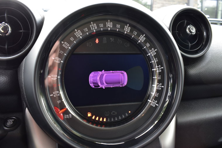 Vehicle Image 36