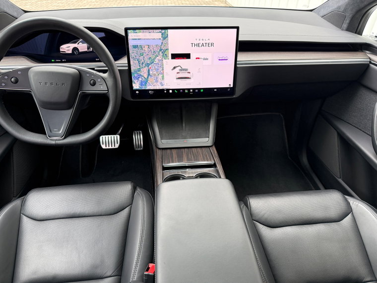 Vehicle Image 13